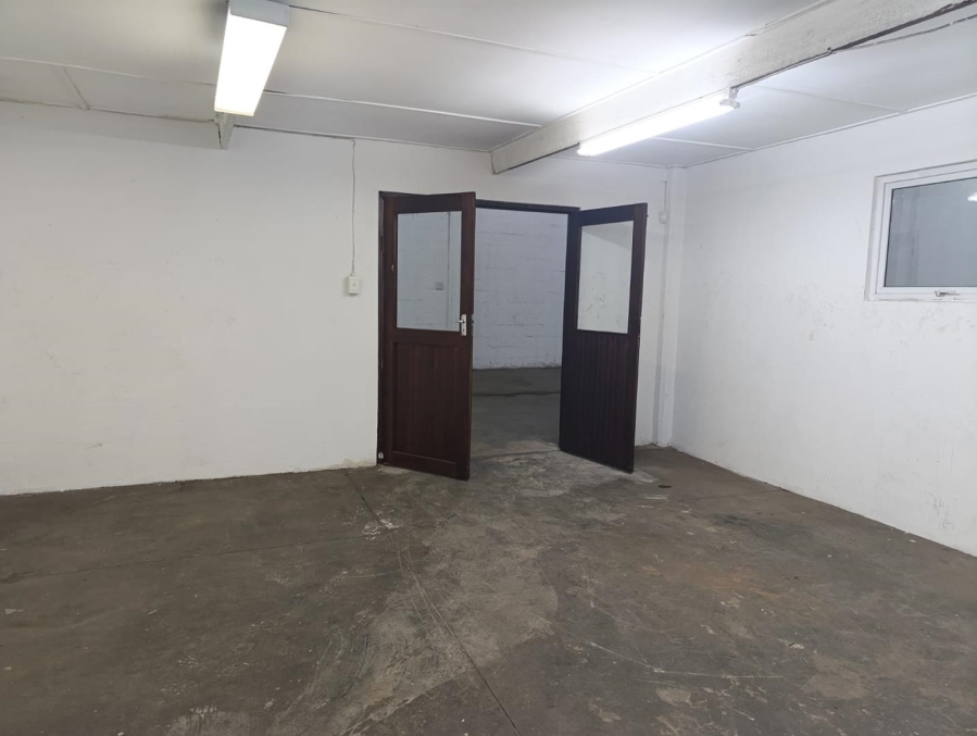To Let commercial Property for Rent in Mountain Ridge KwaZulu-Natal