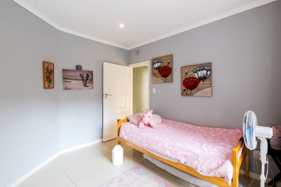 4 Bedroom Property for Sale in Amanzimtoti KwaZulu-Natal