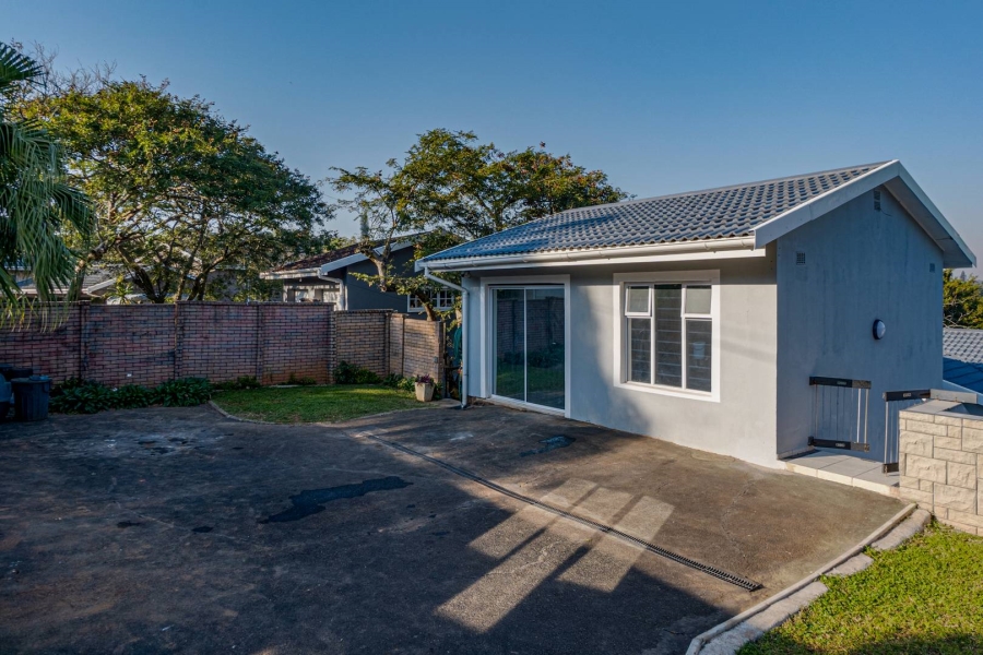 4 Bedroom Property for Sale in Amanzimtoti KwaZulu-Natal