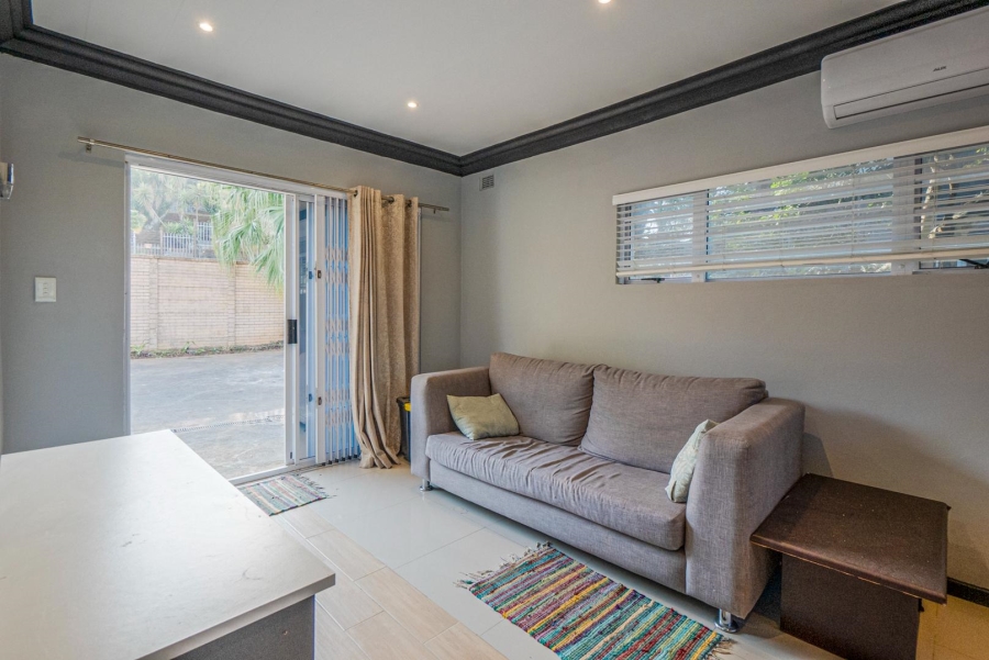 4 Bedroom Property for Sale in Amanzimtoti KwaZulu-Natal