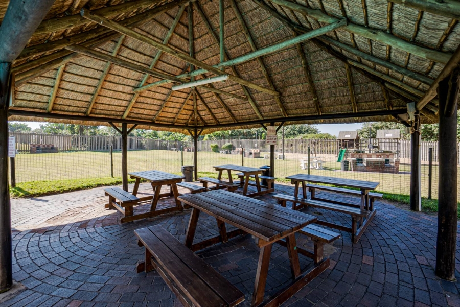 2 Bedroom Property for Sale in Amanzimtoti KwaZulu-Natal