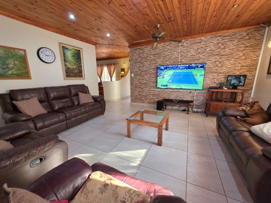 3 Bedroom Property for Sale in Northdene KwaZulu-Natal