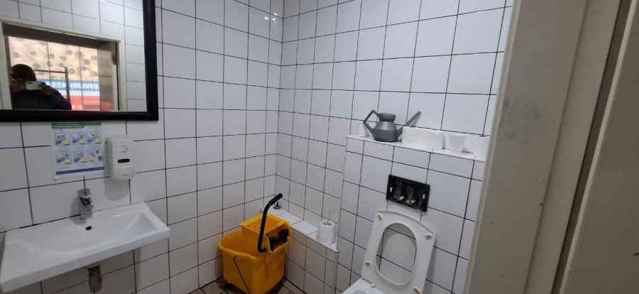 To Let commercial Property for Rent in Windermere KwaZulu-Natal