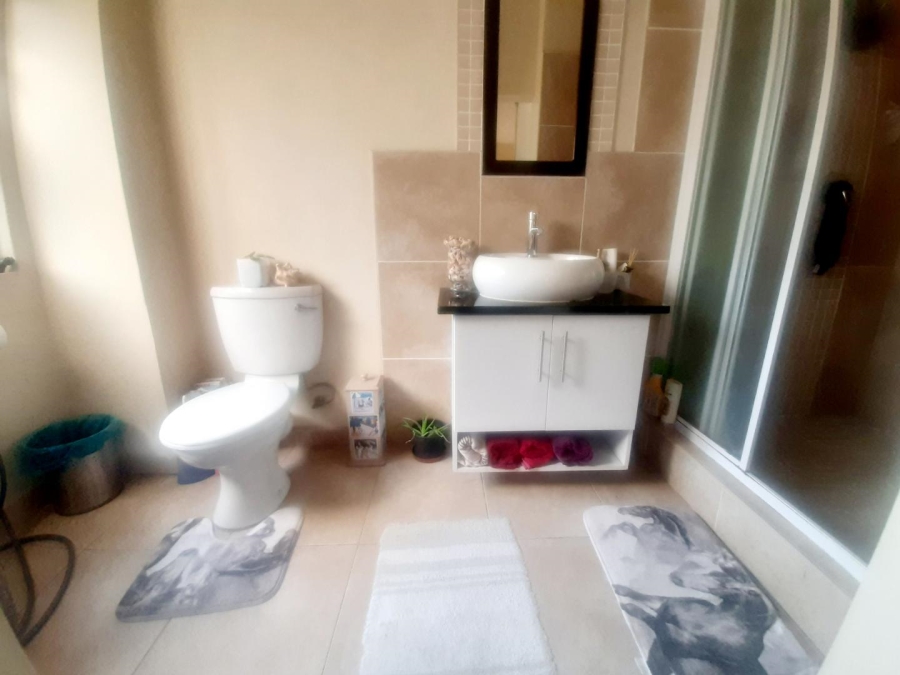 To Let 3 Bedroom Property for Rent in Palm Lakes Estate KwaZulu-Natal