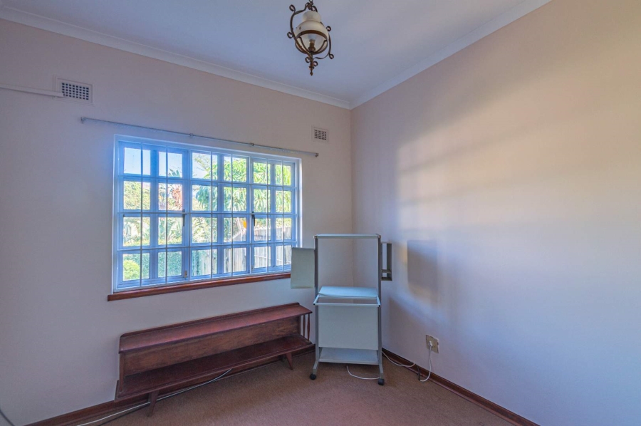 Commercial Property for Sale in Kloof KwaZulu-Natal