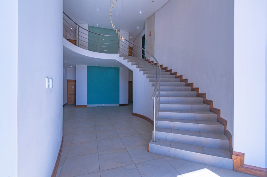 Commercial Property for Sale in Kloof KwaZulu-Natal