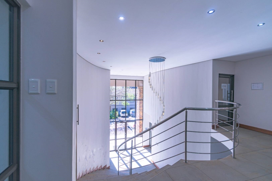Commercial Property for Sale in Kloof KwaZulu-Natal