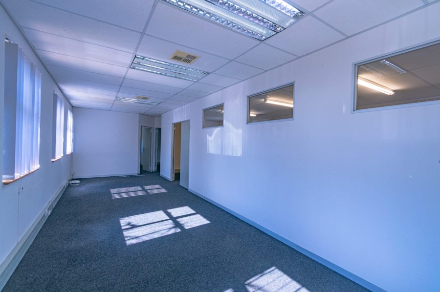 Commercial Property for Sale in Kloof KwaZulu-Natal