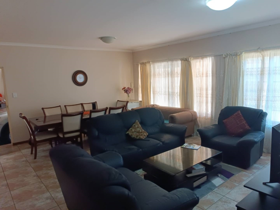 To Let 3 Bedroom Property for Rent in Prestbury KwaZulu-Natal