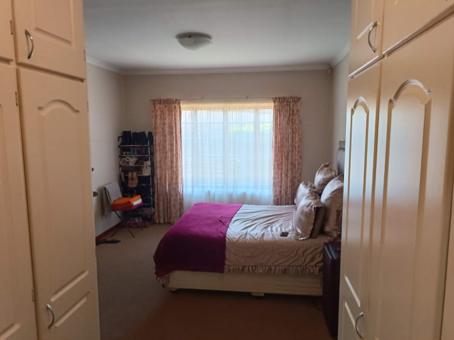 To Let 3 Bedroom Property for Rent in Prestbury KwaZulu-Natal