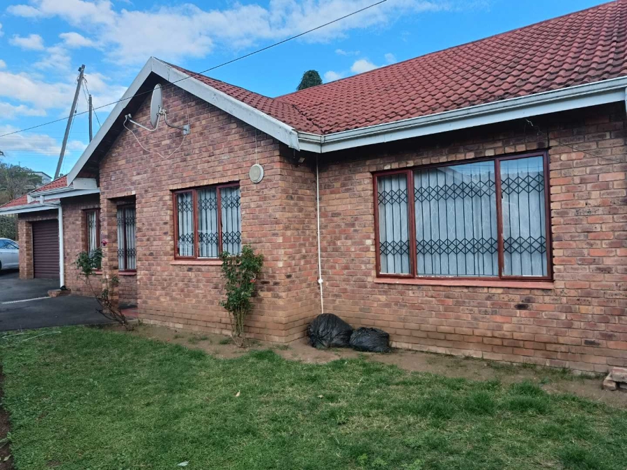3 Bedroom Property for Sale in Raisethorpe KwaZulu-Natal
