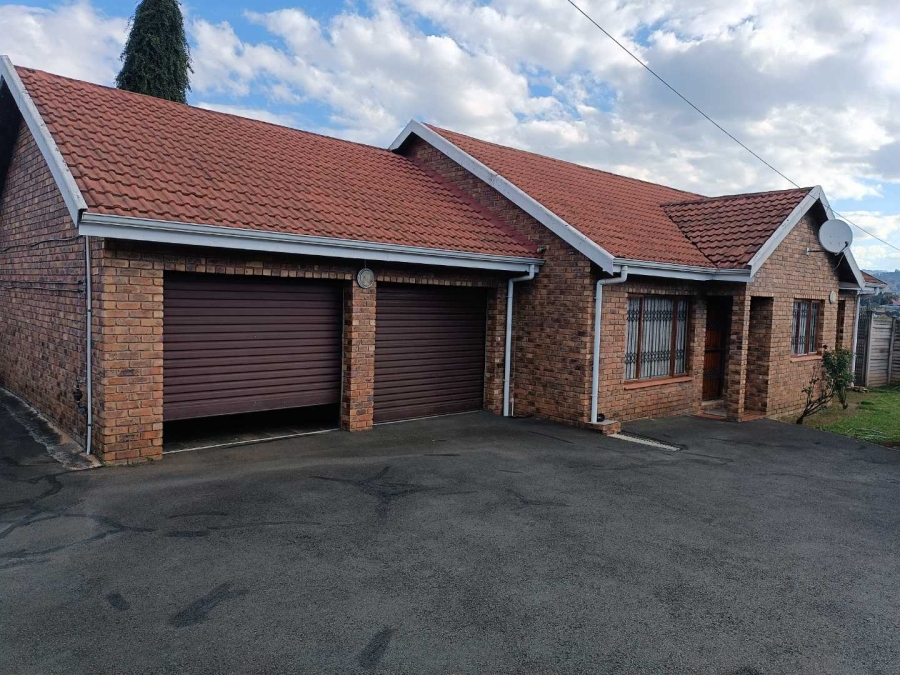 3 Bedroom Property for Sale in Raisethorpe KwaZulu-Natal