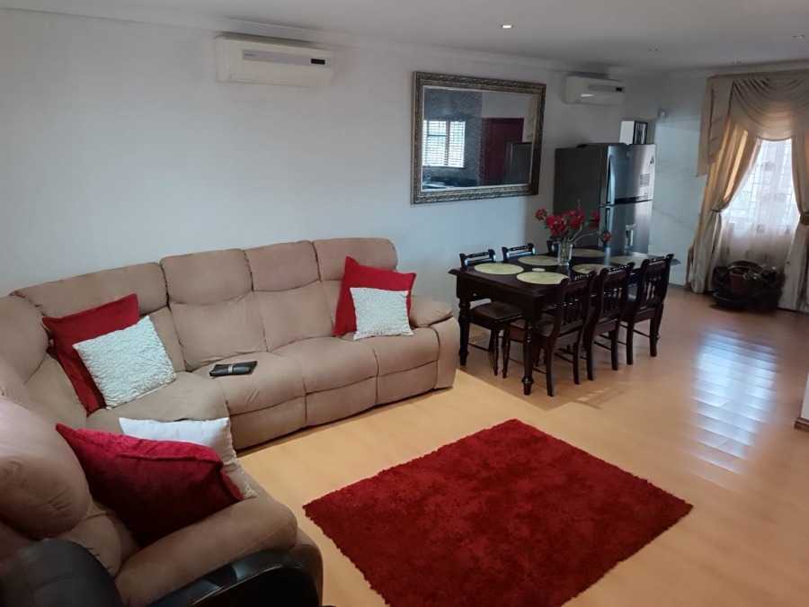 3 Bedroom Property for Sale in Raisethorpe KwaZulu-Natal