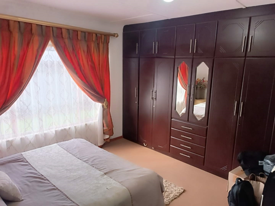 3 Bedroom Property for Sale in Raisethorpe KwaZulu-Natal