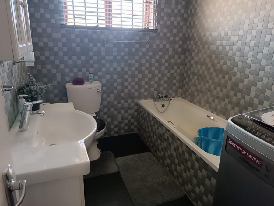 3 Bedroom Property for Sale in Raisethorpe KwaZulu-Natal