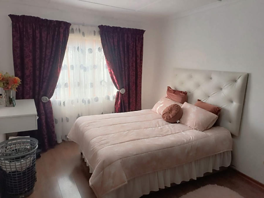 3 Bedroom Property for Sale in Raisethorpe KwaZulu-Natal