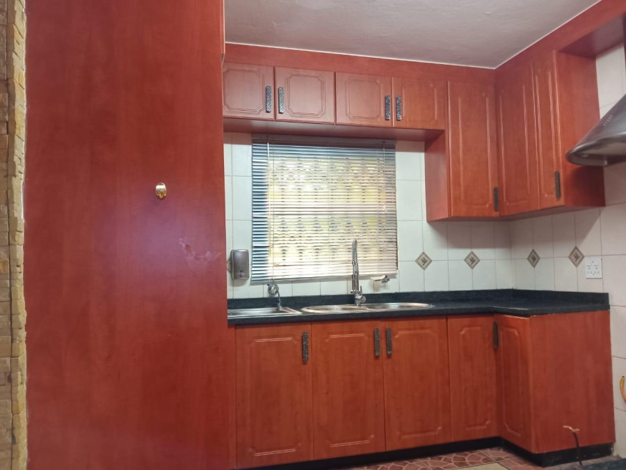To Let 3 Bedroom Property for Rent in Empangeni Central KwaZulu-Natal