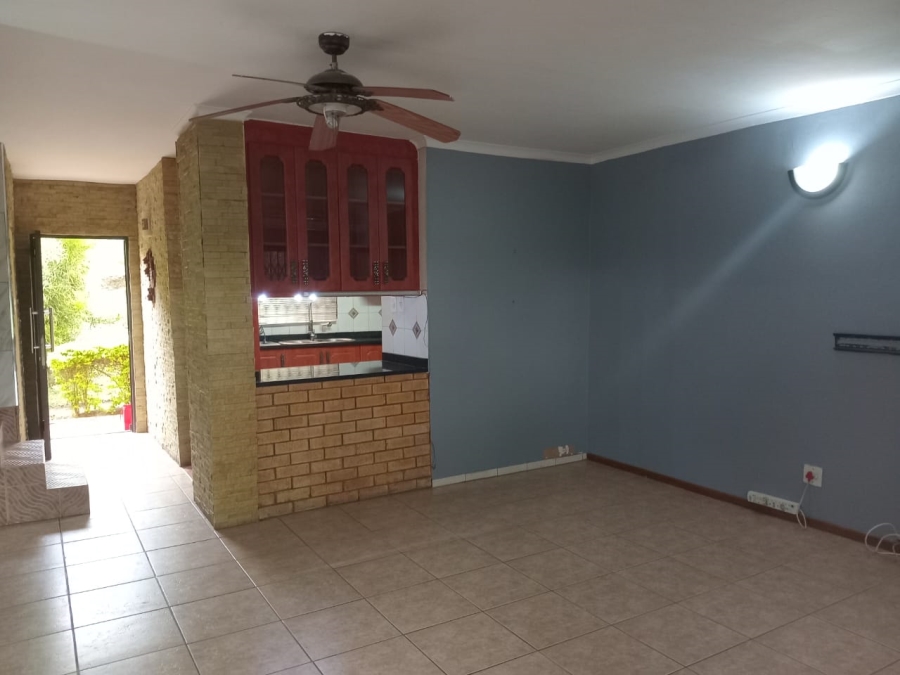 To Let 3 Bedroom Property for Rent in Empangeni Central KwaZulu-Natal