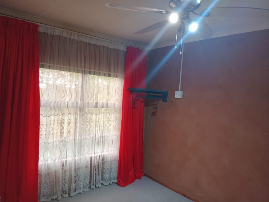 To Let 3 Bedroom Property for Rent in Empangeni Central KwaZulu-Natal