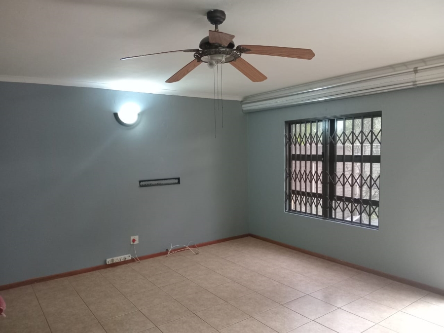 To Let 3 Bedroom Property for Rent in Empangeni Central KwaZulu-Natal