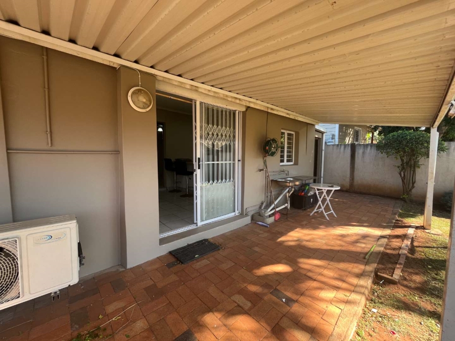To Let 1 Bedroom Property for Rent in Durban North KwaZulu-Natal