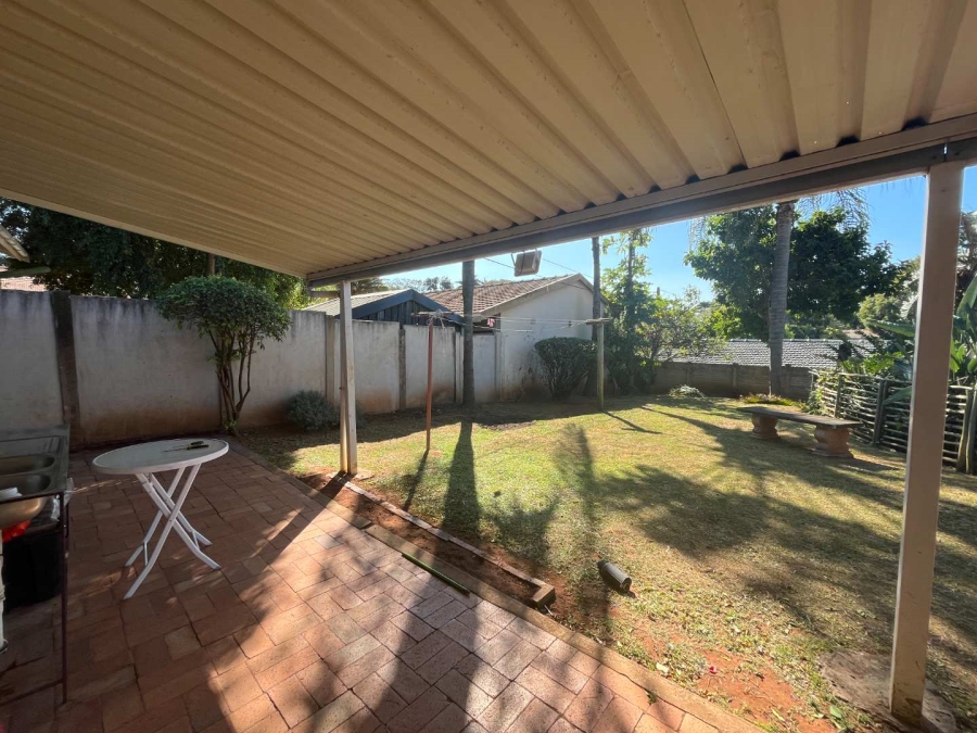 To Let 1 Bedroom Property for Rent in Durban North KwaZulu-Natal