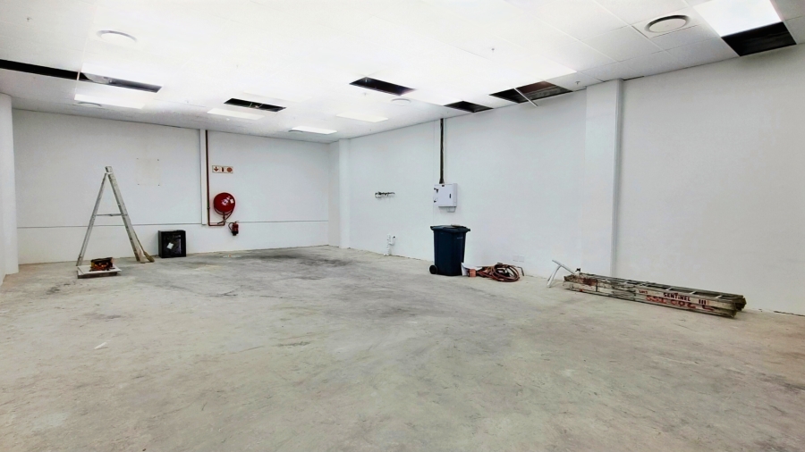 To Let commercial Property for Rent in Umhlanga KwaZulu-Natal