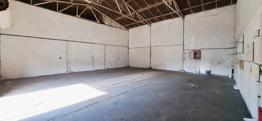 To Let commercial Property for Rent in Queensburgh KwaZulu-Natal