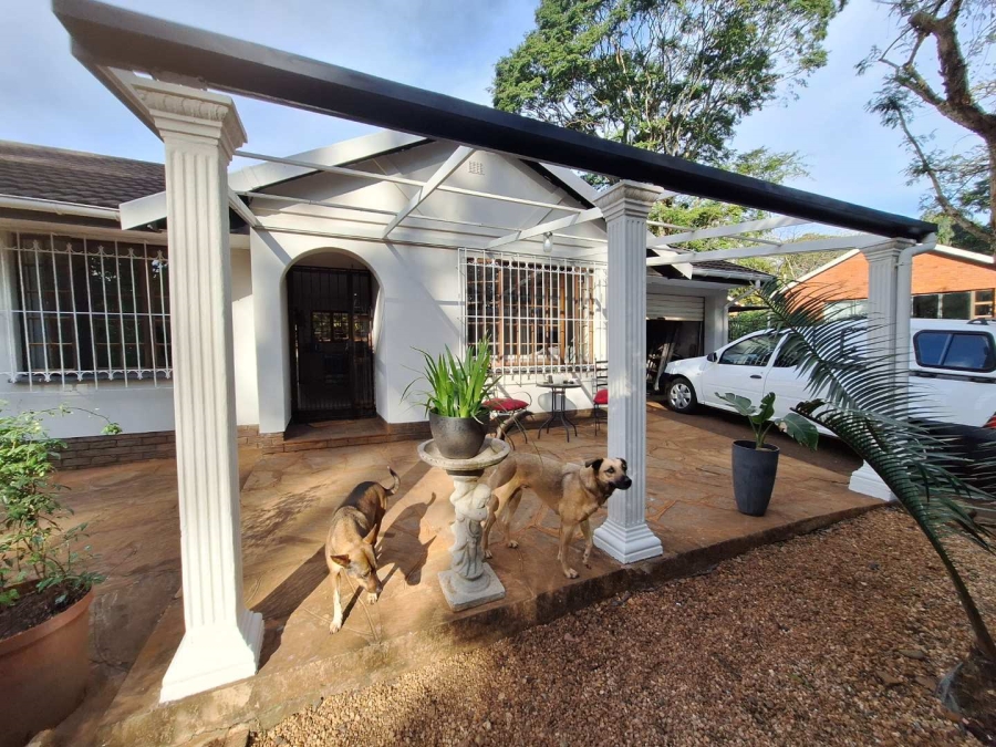 To Let 3 Bedroom Property for Rent in Waterfall KwaZulu-Natal