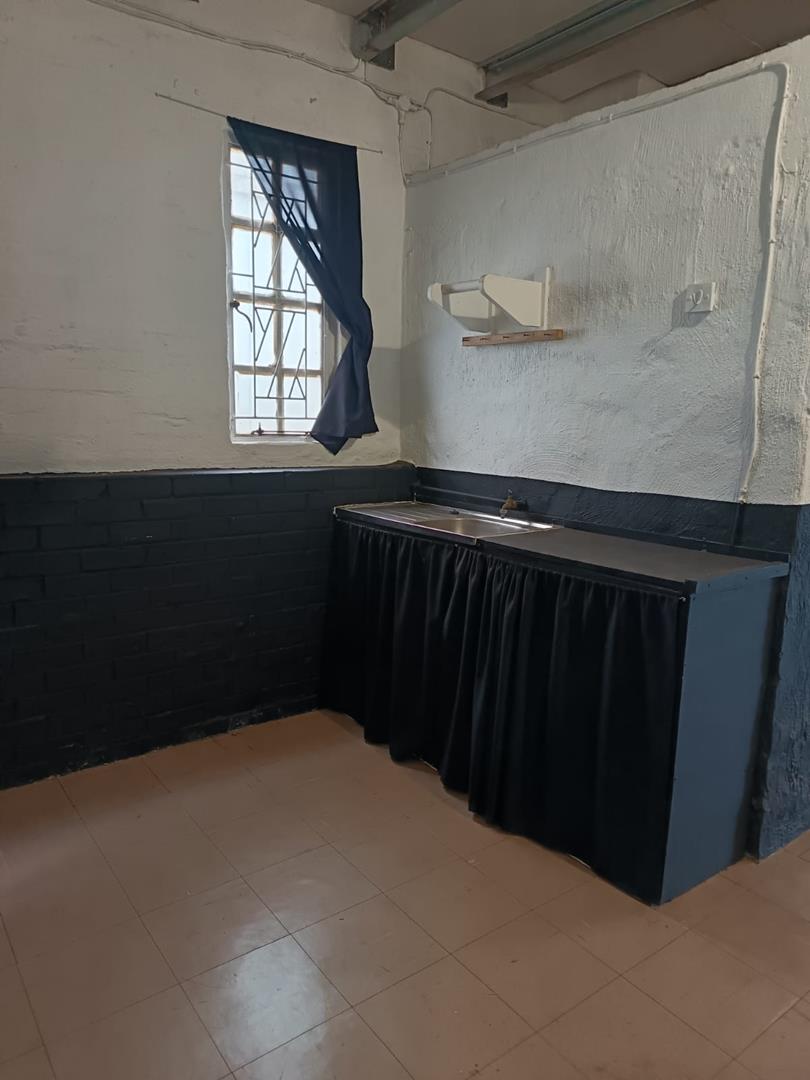 To Let commercial Property for Rent in Howick KwaZulu-Natal