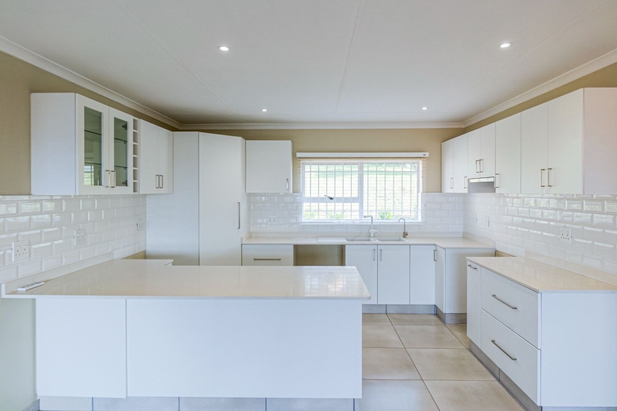 2 Bedroom Property for Sale in Amanzimtoti KwaZulu-Natal