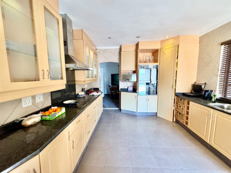 4 Bedroom Property for Sale in Umhlanga KwaZulu-Natal