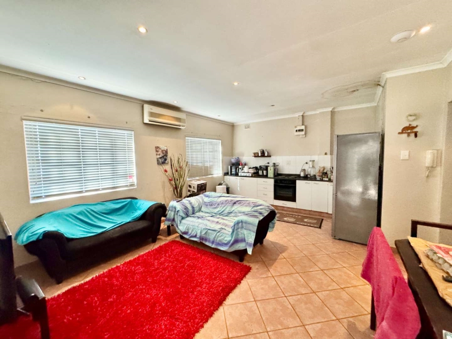 4 Bedroom Property for Sale in Umhlanga KwaZulu-Natal