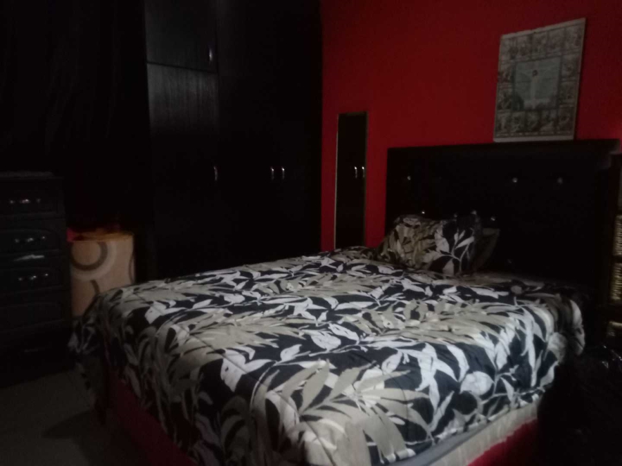 2 Bedroom Property for Sale in Durban Central KwaZulu-Natal