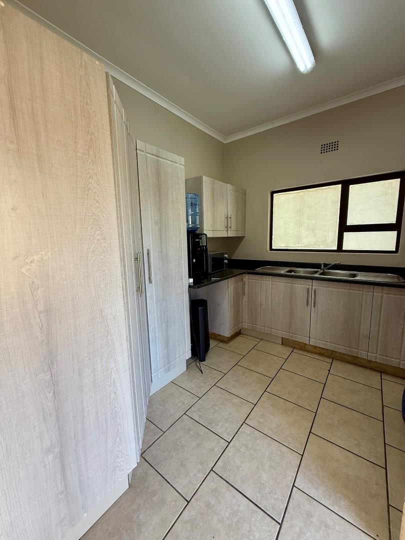 5 Bedroom Property for Sale in Vryheid KwaZulu-Natal