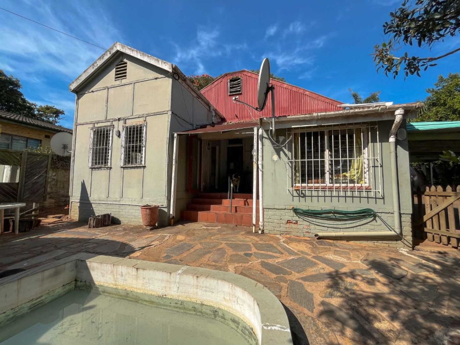 2 Bedroom Property for Sale in Durban North KwaZulu-Natal