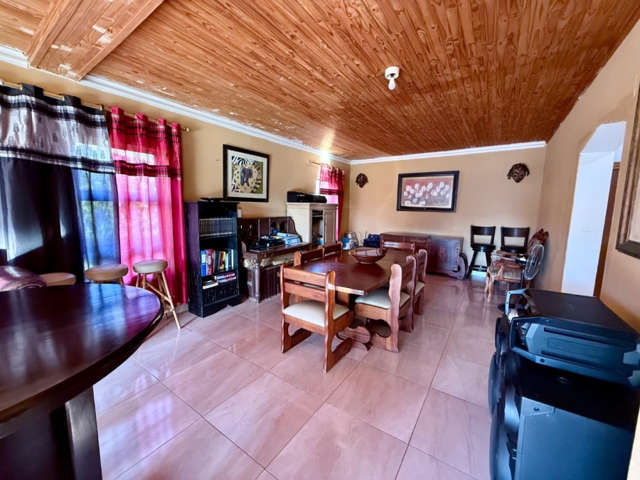 6 Bedroom Property for Sale in Vryheid KwaZulu-Natal
