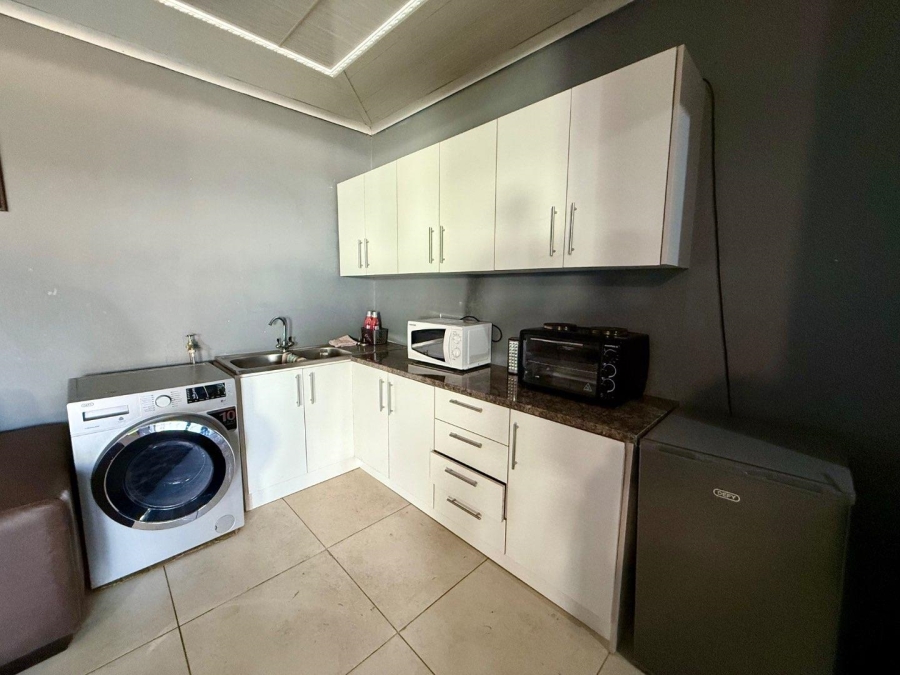 6 Bedroom Property for Sale in Vryheid KwaZulu-Natal