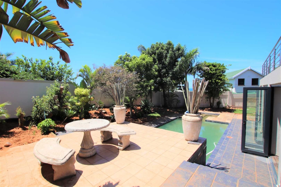 To Let 5 Bedroom Property for Rent in Umhlanga KwaZulu-Natal