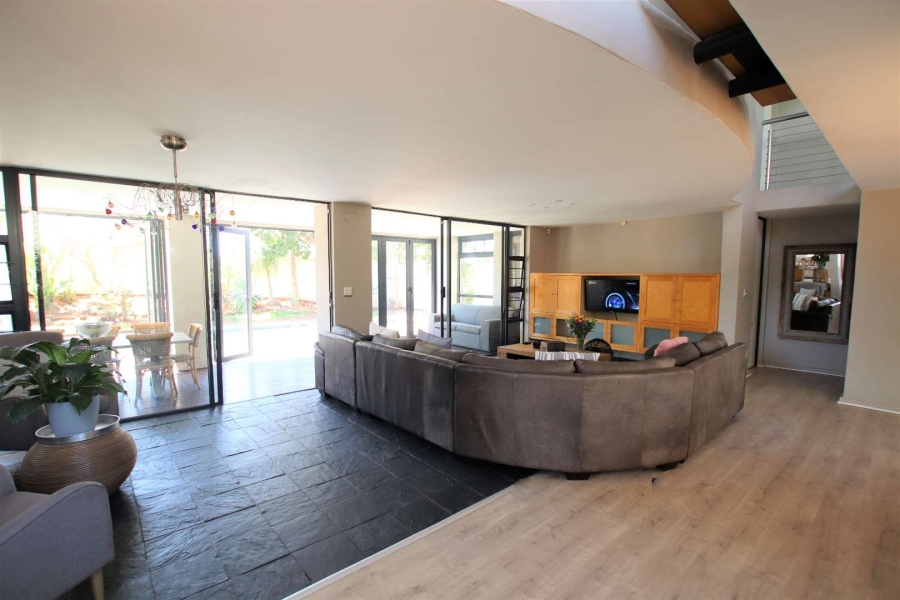 To Let 5 Bedroom Property for Rent in Umhlanga KwaZulu-Natal