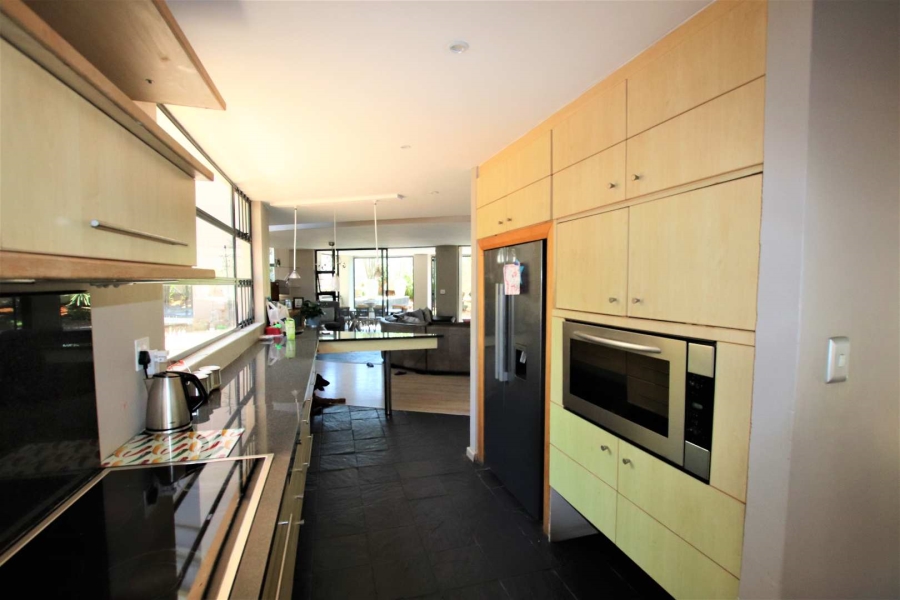 To Let 5 Bedroom Property for Rent in Umhlanga KwaZulu-Natal