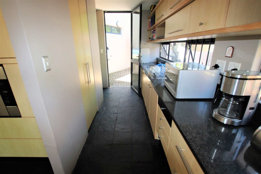 To Let 5 Bedroom Property for Rent in Umhlanga KwaZulu-Natal