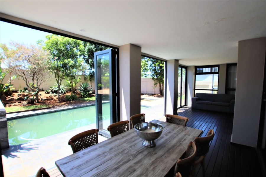 To Let 5 Bedroom Property for Rent in Umhlanga KwaZulu-Natal
