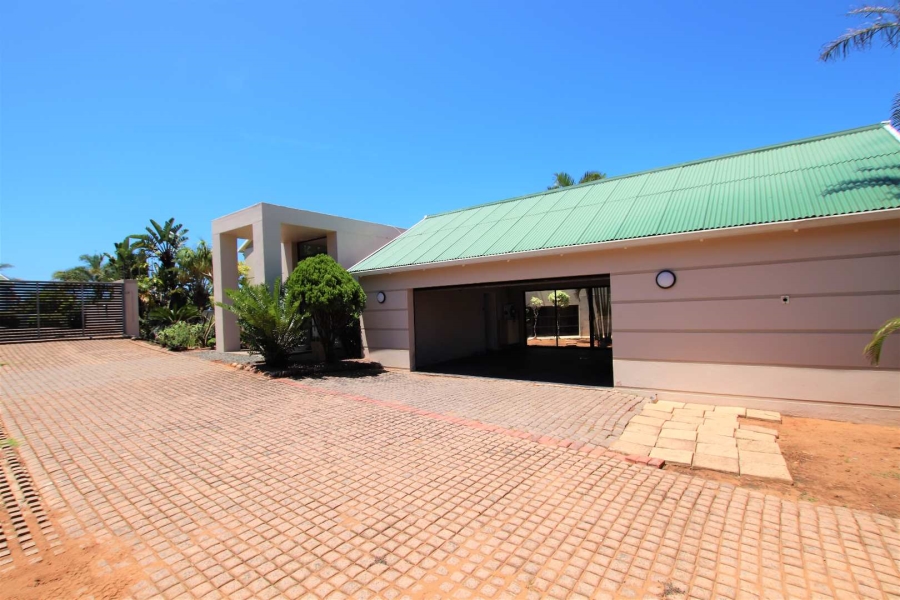 To Let 5 Bedroom Property for Rent in Umhlanga KwaZulu-Natal
