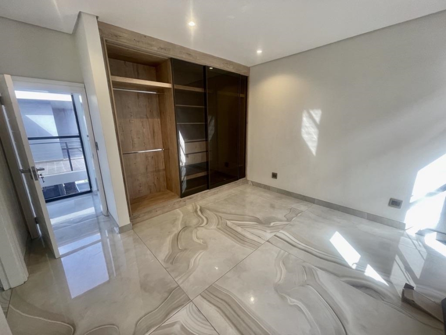 5 Bedroom Property for Sale in Izinga Ridge KwaZulu-Natal