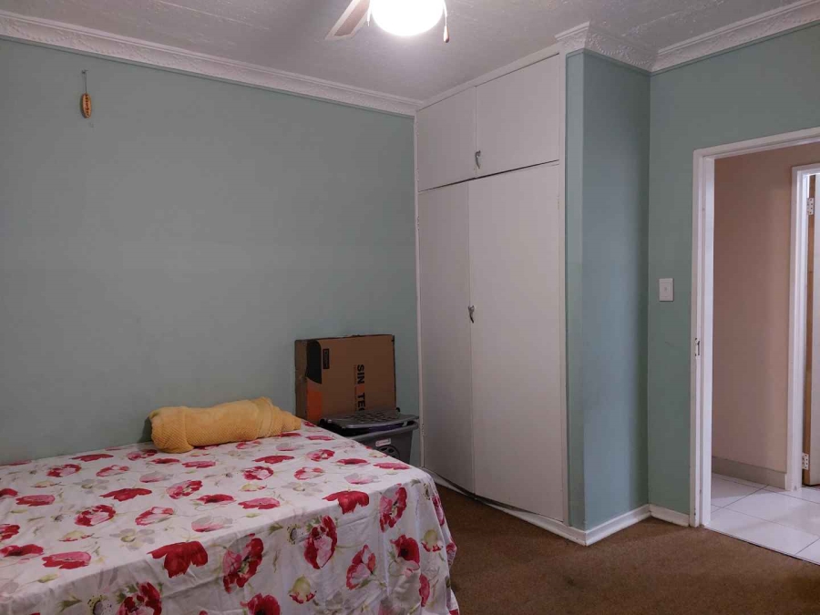 To Let 2 Bedroom Property for Rent in Montclair KwaZulu-Natal