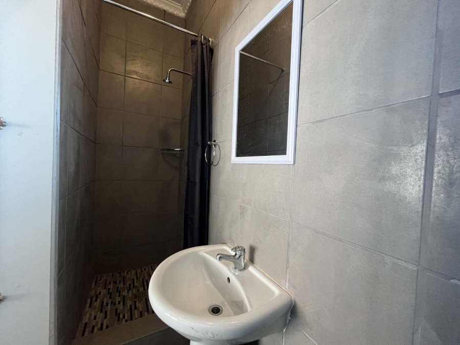 2 Bedroom Property for Sale in Durban North KwaZulu-Natal