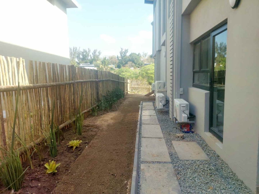 To Let 4 Bedroom Property for Rent in Palm Lakes Estate KwaZulu-Natal