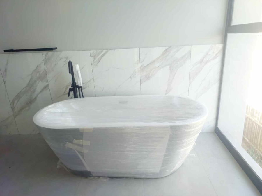 To Let 4 Bedroom Property for Rent in Palm Lakes Estate KwaZulu-Natal