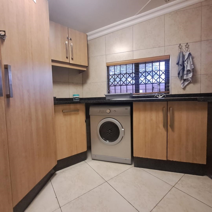 To Let 3 Bedroom Property for Rent in Meer En See KwaZulu-Natal